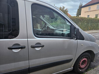 Peugeot Expert Tepee 1.6hdi nestartuje koupeno v ČR - 3