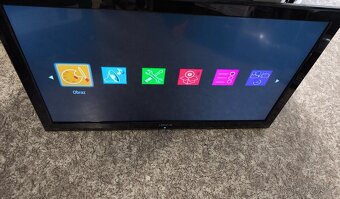 Led TV Hitachi 32H8L02 82cm+ setop Box - 3