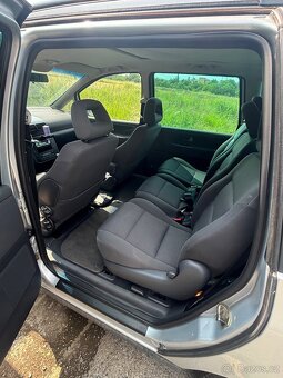 Vw sharan camper 6 míst - 3