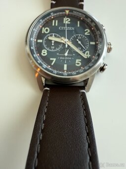 CITIZEN Classic Chrono CA4420-13L - 3