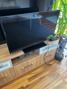 Televize TCL - 3