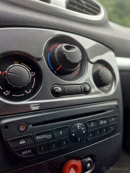 Renault Clio III 55kw najeto 79 000km - 3
