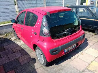 Citroen C1 1.0 ( 1KR ) 50kW r.2008 červená - 3