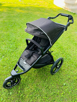Kočárek Thule Urban Glide 2 Black to Black - 3