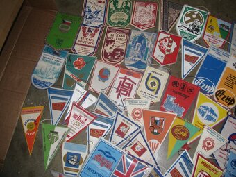 staré reklamní vlaječky - 3