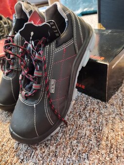 Nové pracovní boty s vyztuženou špičkou, vel. 41 - 3
