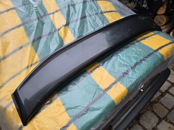 BMW E30 Mtech2 zadní křídlo - 3