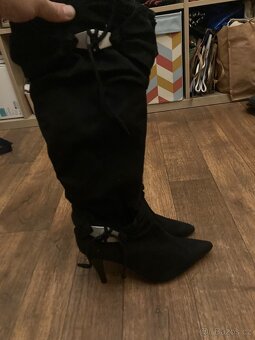 Nové semišové kozačky - 3