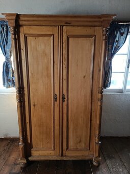 Starožitná skříň - 3
