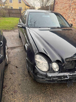 MERCEDES BENZ E W211 320CDI náhradní díly - 3