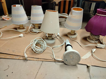 Lampičky stolní dřevené - 3