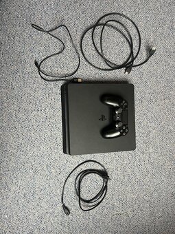 PS4 slim 500GB+ volant trustmaster t150+hry+ externí disk 1T - 3