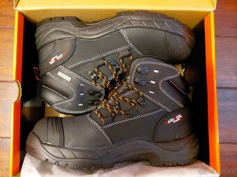 pracovní boty VM Dublin, vel. 42 - 3