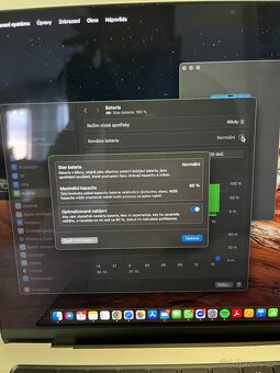 MacBook Pro 14" - M1 Pro/16 GB RAM / 512 GB - 3