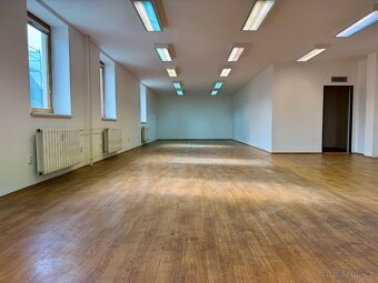 Pronájem obchodního prostoru 151 m² - 3