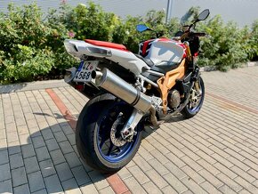 Aprilia Tuono 1000 R Factory - 3