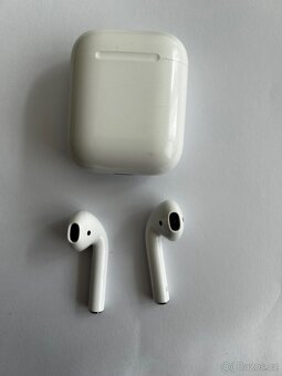 Apple AirPods (2. generace) - 3