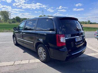 Chrysler Lancia Voyager 3,6 Gold DVD LPG 2014 - 3