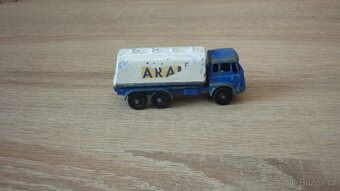 MATCHBOX RW PETROL TANKER ARAL VZÁCNÁ VERZE - 3