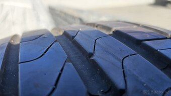 255/45 R19 PIRELLY SCORPION VERDE - 3