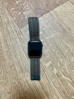 Apple Watch SE Nike - 3
