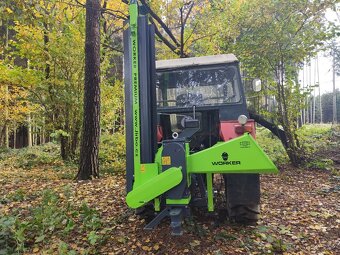 štěpkovac špalíkovač za traktor do120mm s dopravnikem - 3