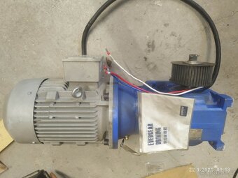 Elektromotor 4Kw s převodovkou - 3