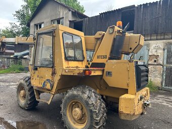 Manipulátor Caterpillar RTC60 9 metrů - 3