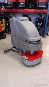 Podlahový mycí stroj Comac Simpla 65 BT s vl.pojezdem - 3