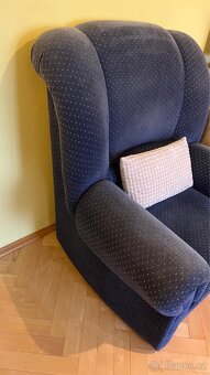 Ušák - 3