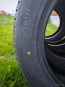 Celoroční pneu Nokian SeasonProof1 225/55 R18 - 3