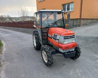 Japonský Malotraktor Kubota GL25 - 3