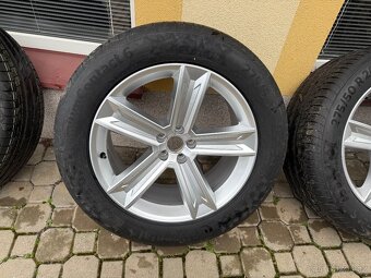 Audi Q8 5x112r20 275/50r20 - 3