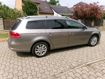 Passat Combi 2,0TDi Comfortline,NAVI, AUT.KLIMA - 3