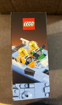 Lego Ideas 40789 Létající auto na Měsíci - 3