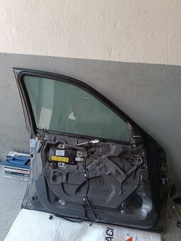 Levé přední dveře BMW E46 - 3