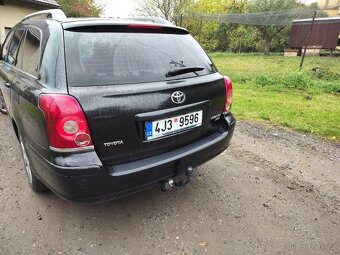 Avensis - 3