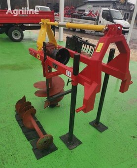 Zemní vrták za traktor do 3 bodu - 3