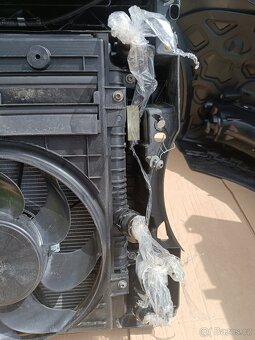 VW Caddy Maxi - kapota, přední světla, nárazník - 3