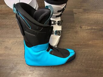 Lyžařské boty HEAD Raptor WCR 70 sezona 24/25, velikost MP 2 - 3