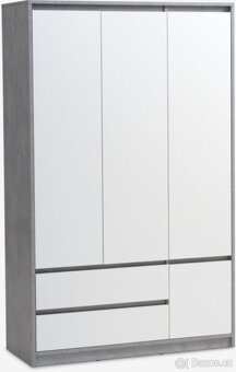 Prodám postel s roštem a skříní - 3