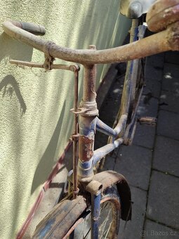 Retro staré kolo stadion - 3