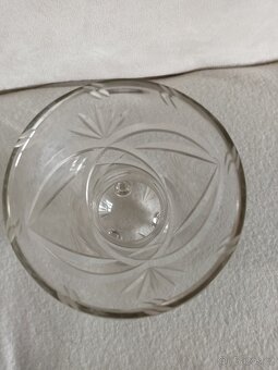 Překrásná skleněná váza broušená - 3