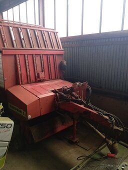 Senážní vůz Pöttinger - 3