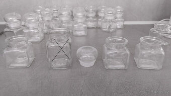 NÁDOBY NA KOŘENÍ/KOŘENKY SKLO - 3