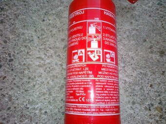 Práškový hasicí přístroj do auta 1 kg P1 ČE - BEZ REVIZE - 3