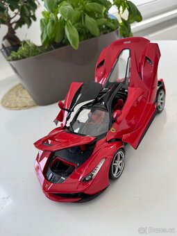 Ferrari autíčko - 3