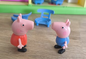 Hasbro Peppa Pig domeček - 3