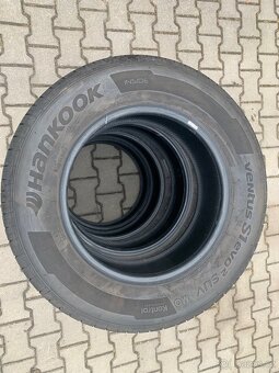 235/65/17 Hankook - 3