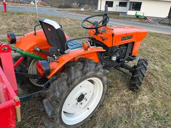 Malotraktor Kubota - 3